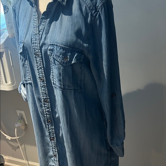 Philosophy Blue Chambray Top - Picture 3 of 5